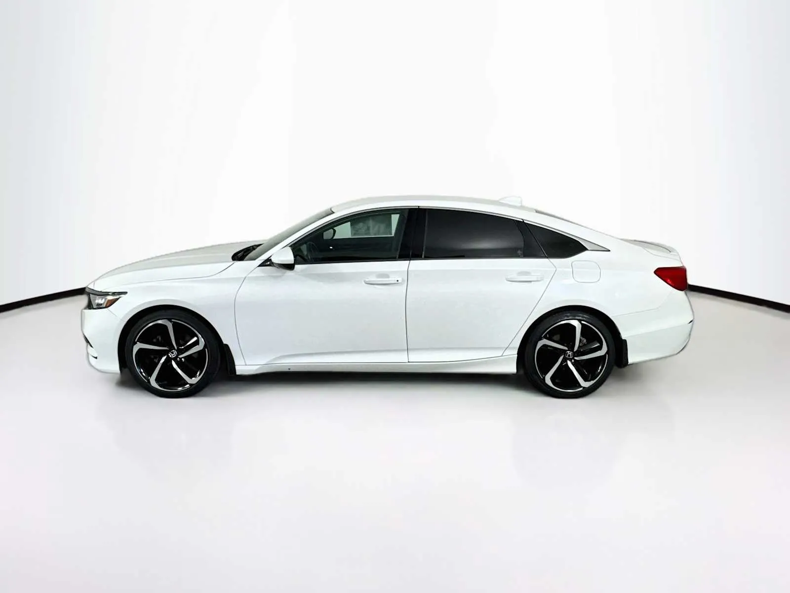 Honda Accord photo 4
