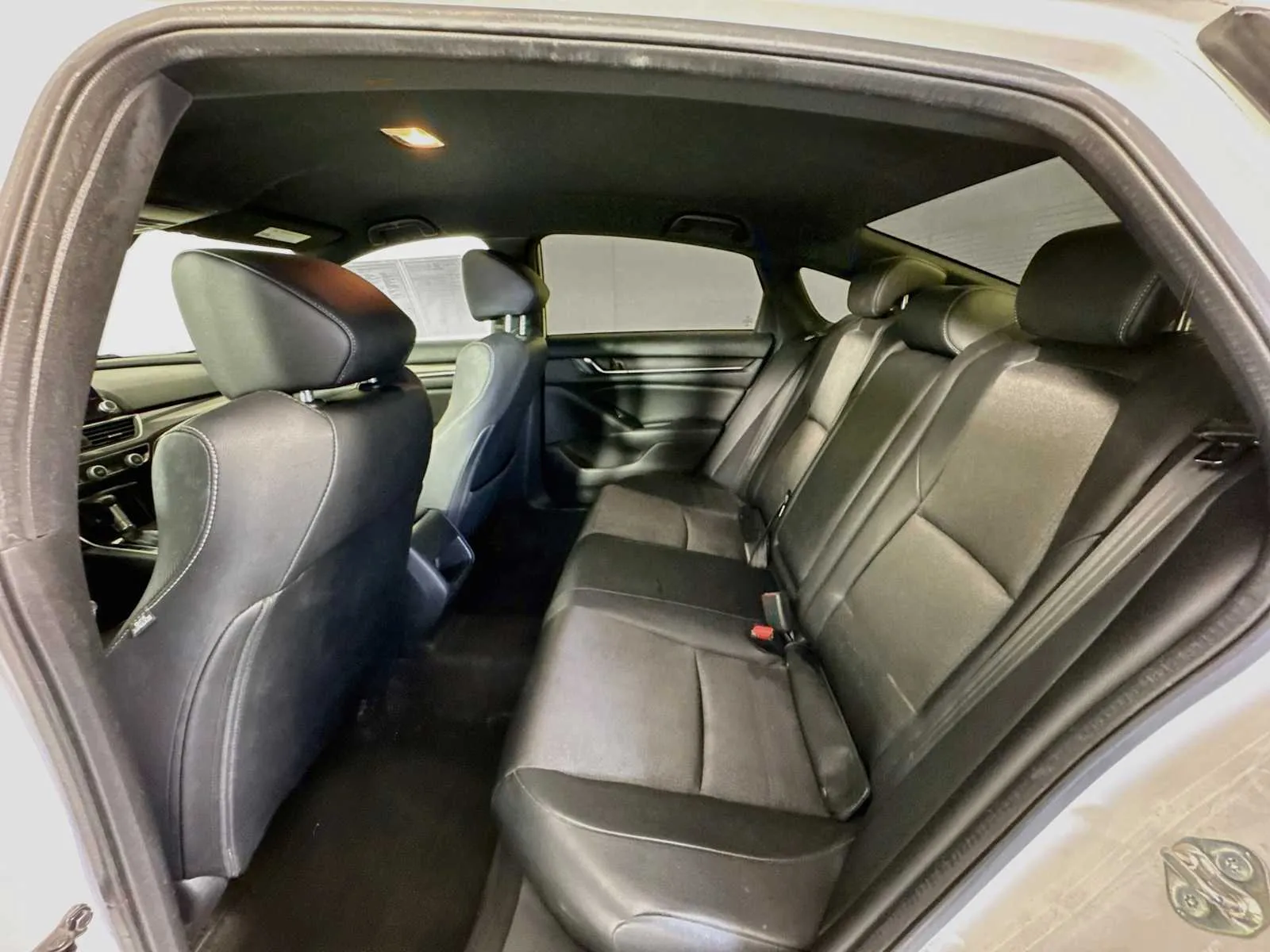 Honda Accord photo 23