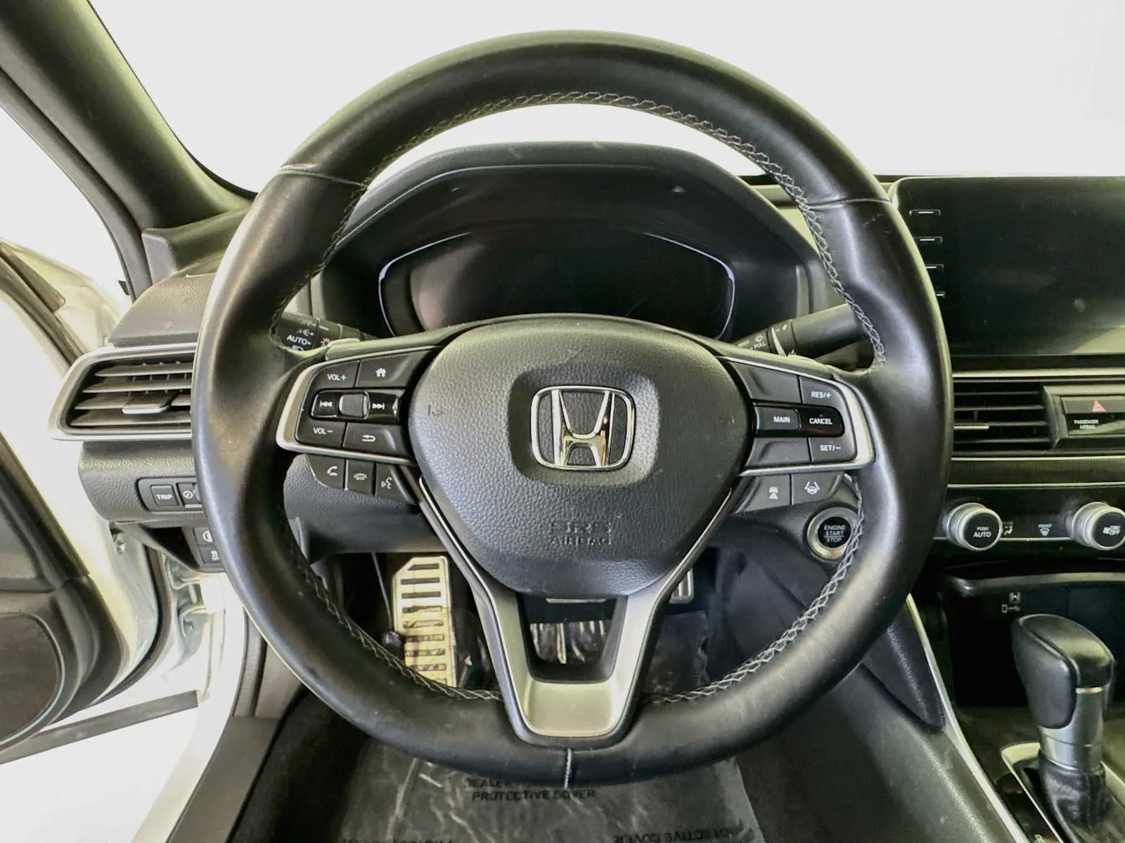 Honda Accord photo 11