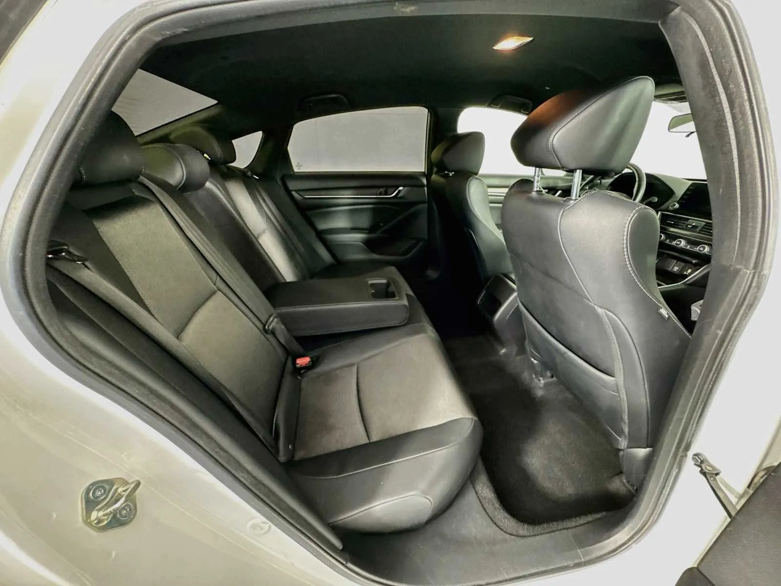 Honda Accord photo 27