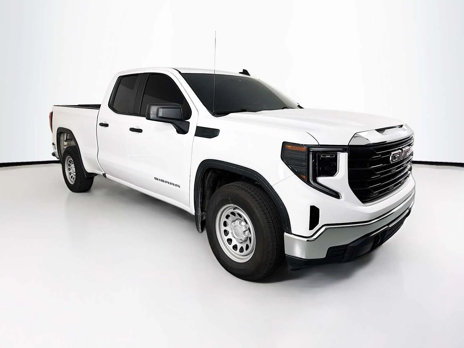 2025 GMC Sierra 2WD Double Cab Standard Box Pro's photo