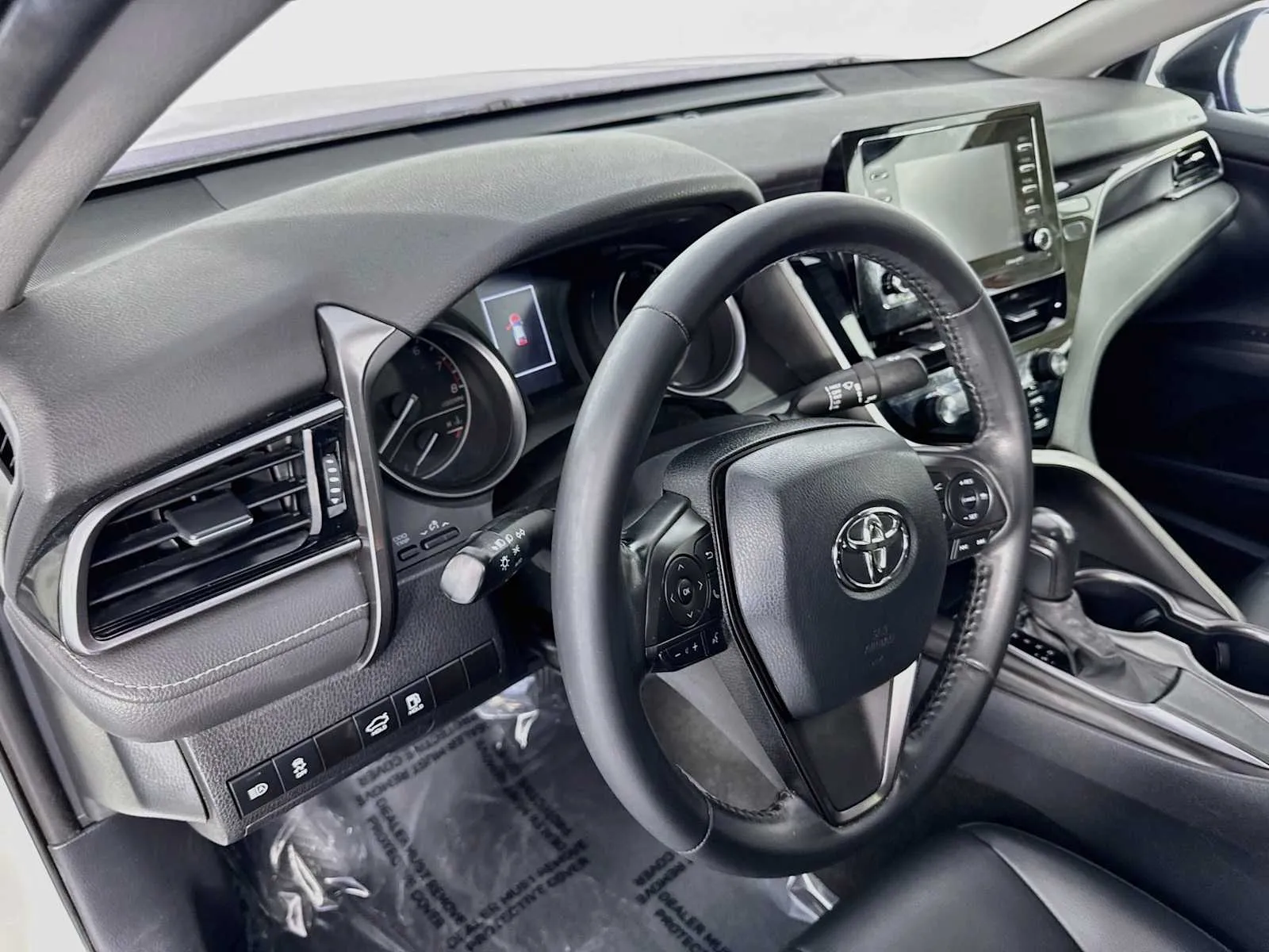 Toyota Camry photo 13
