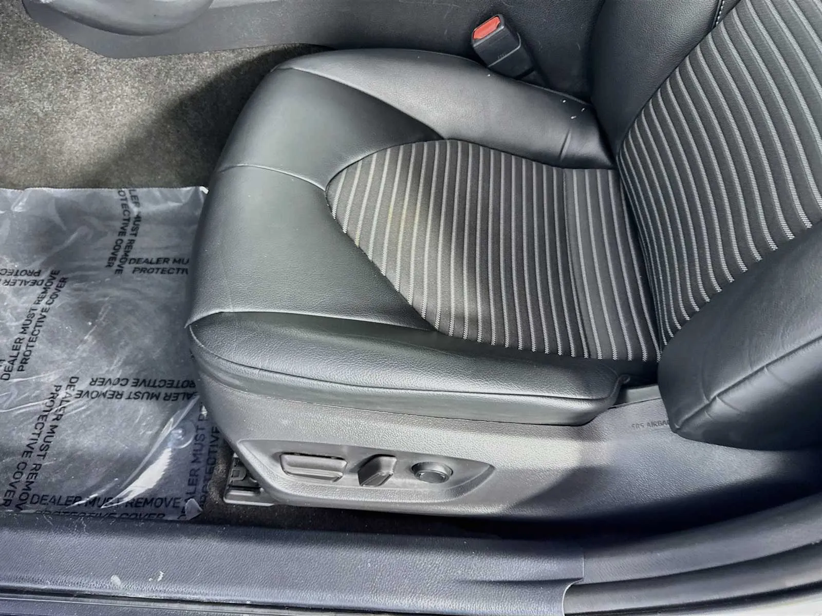 Toyota Camry photo 10