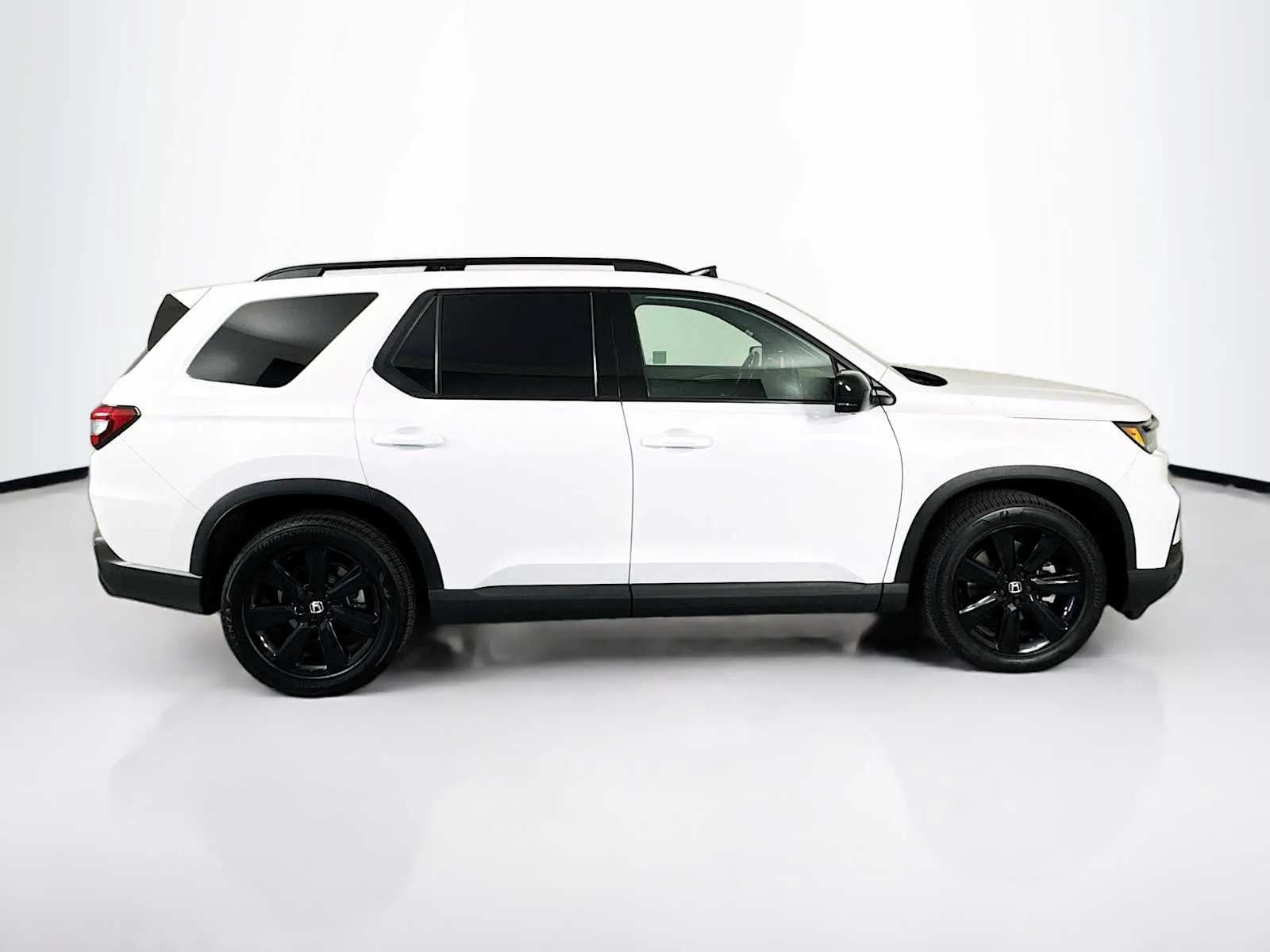 Honda Pilot photo 8
