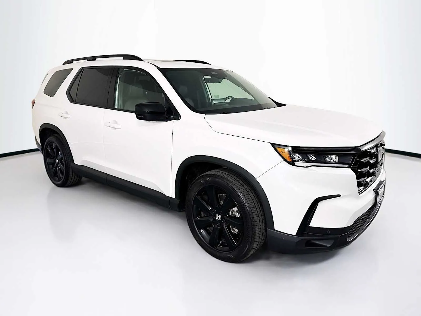 White 2025 Honda Pilot Black Edition for sale in Indio, CA