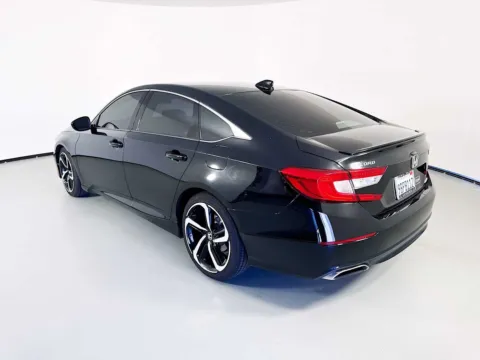 More photos of 2022 Honda Accord Sport at Unicars Honda, CA