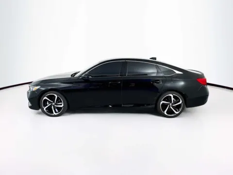 More photos of 2022 Honda Accord Sport at Unicars Honda, CA
