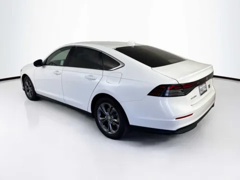 More photos of 2023 Honda Accord EX at Unicars Honda, CA