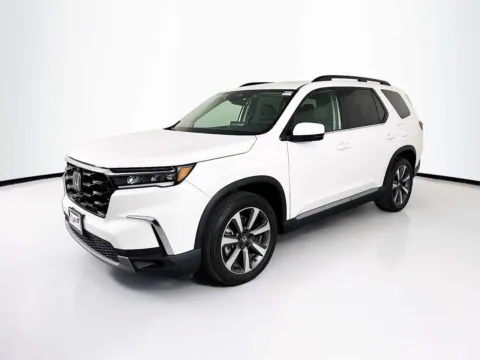 Another view of 2025 Honda Pilot Elite for sale in Indio, CA at Unicars Honda