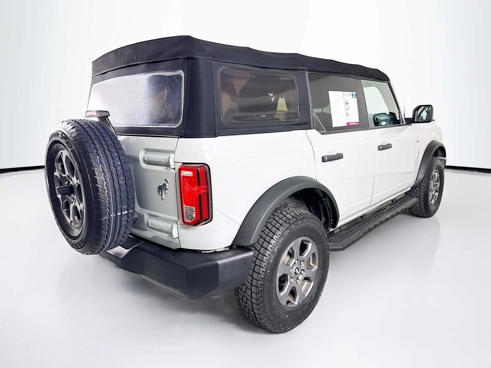 Ford Bronco photo 7