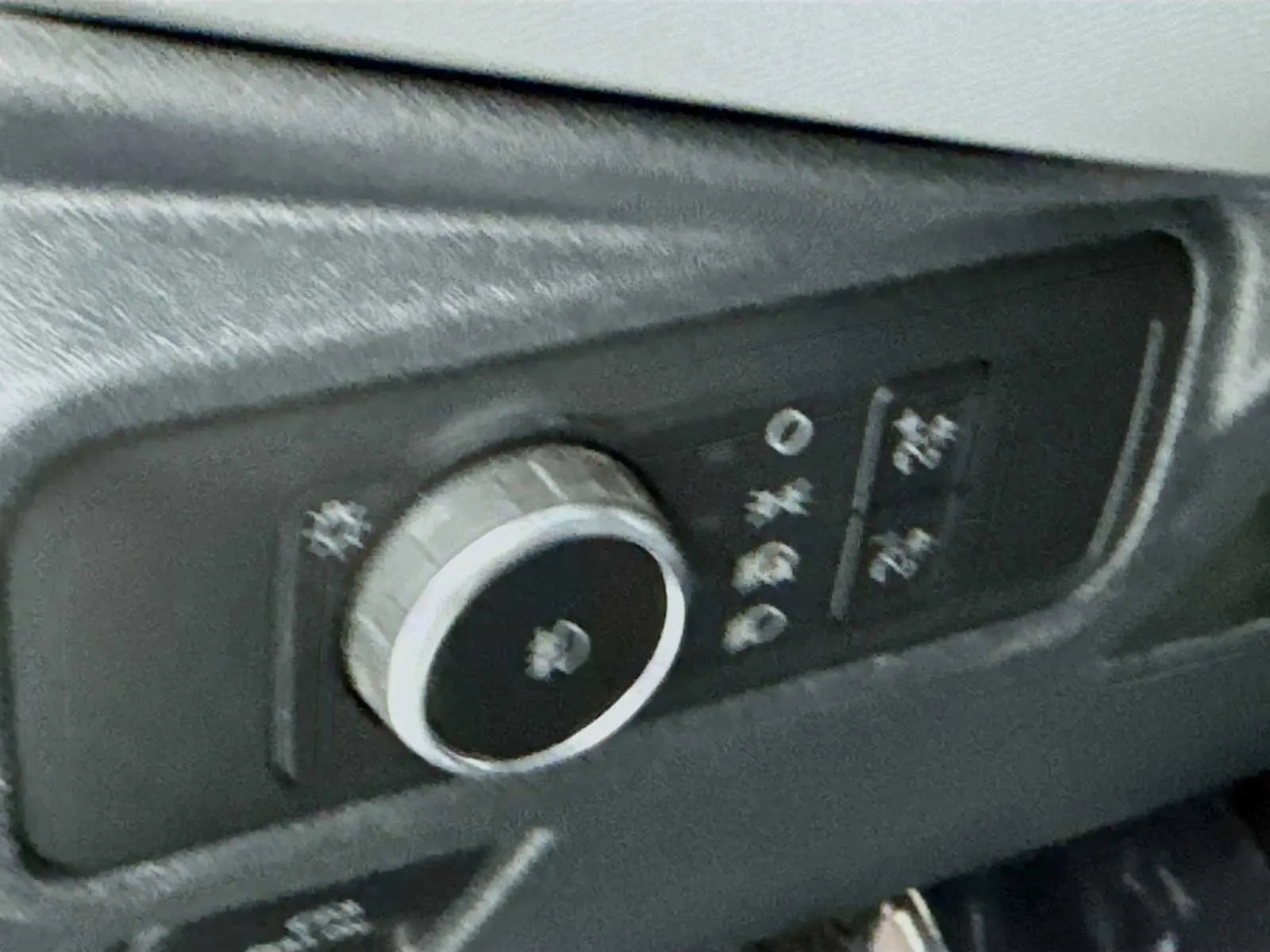 Ford Bronco photo 10
