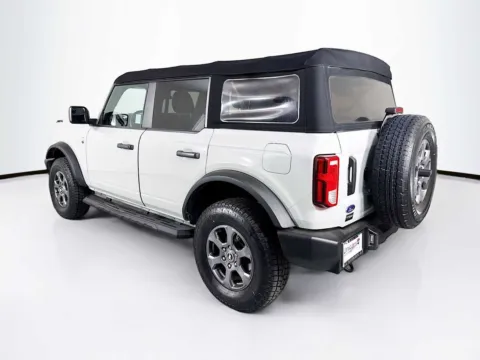More photos of 2022 Ford Bronco Big Bend at Unicars Honda, CA