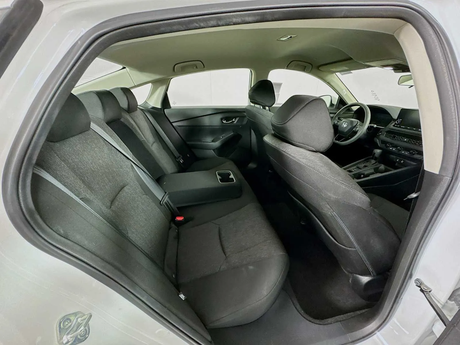 Honda Accord photo 26