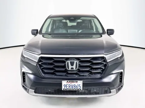Photos of 2023 Honda Pilot EX-L 7 Passenger for sale in Indio, CA at Unicars Honda