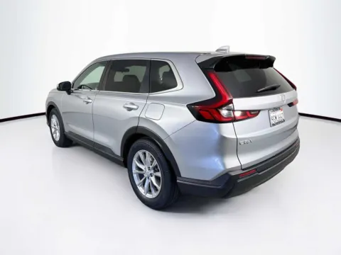 More photos of 2023 Honda CR-V EX at Unicars Honda, CA