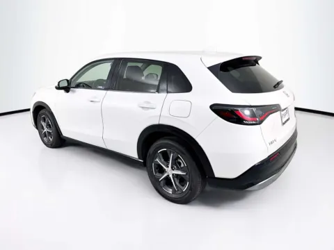 More photos of 2023 Honda HR-V EX-L at Unicars Honda, CA