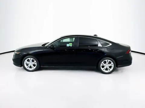 More photos of 2023 Honda Accord LX at Unicars Honda, CA