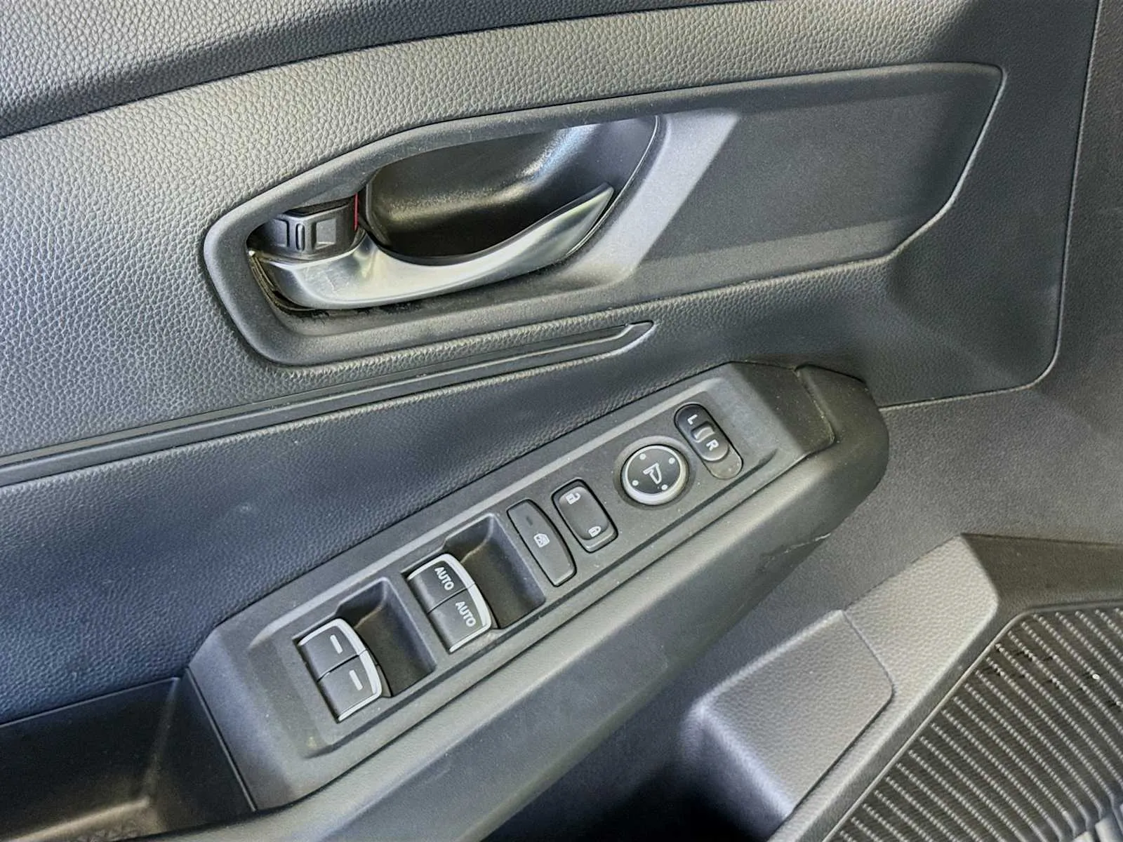 Honda Accord photo 17