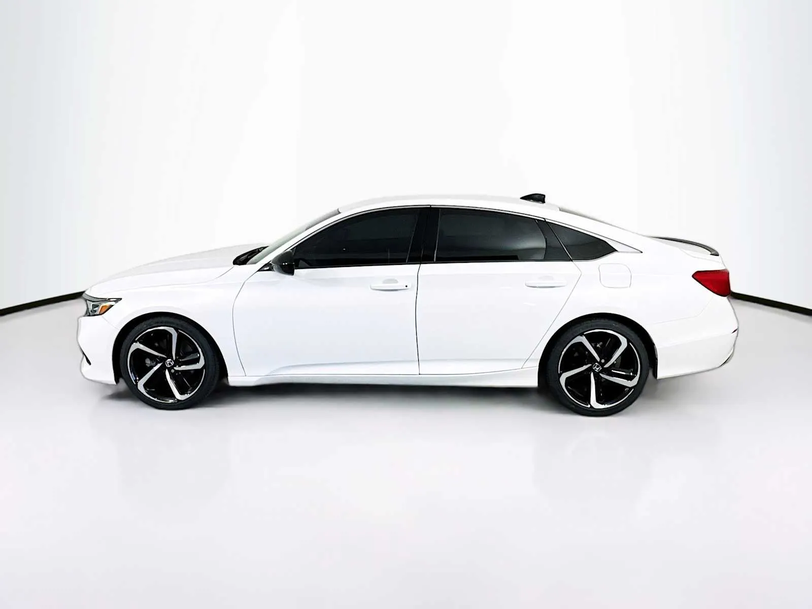 Honda Accord photo 4