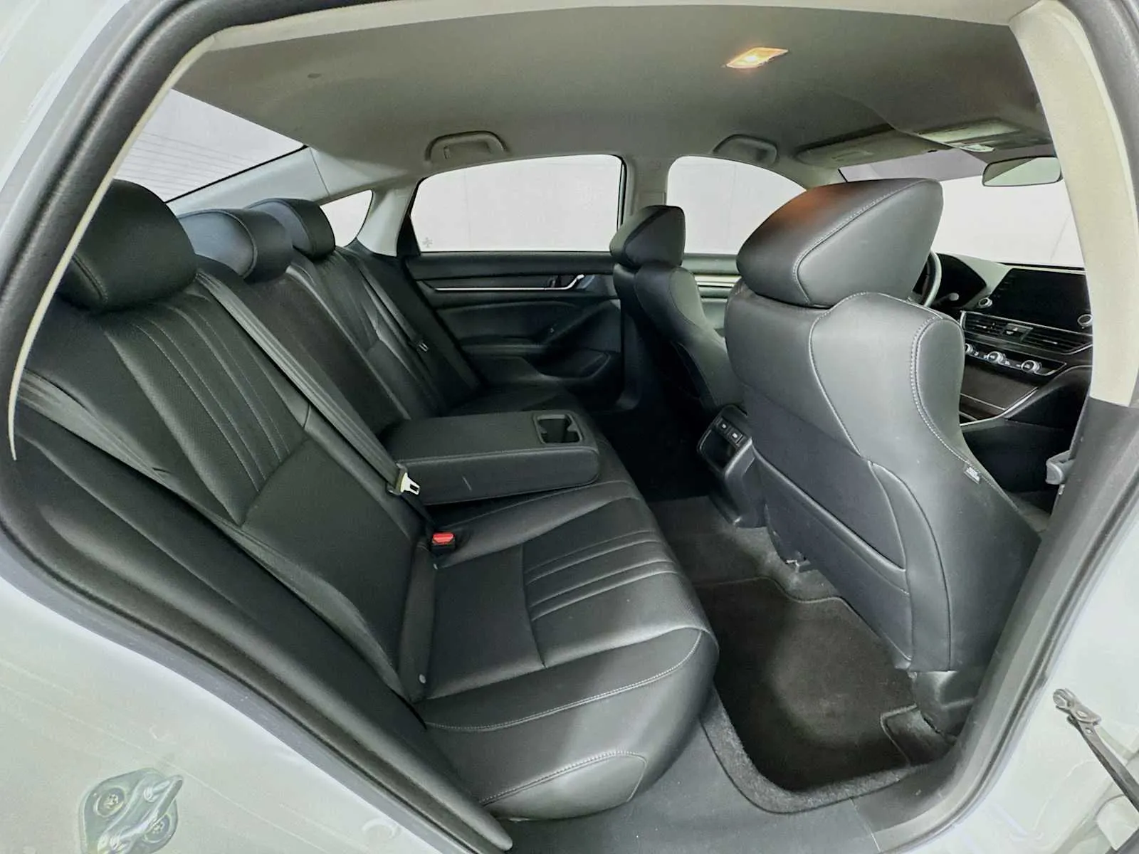 Honda Accord photo 28