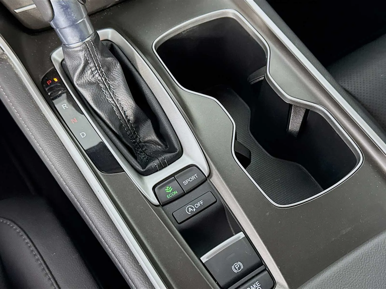 Honda Accord photo 17