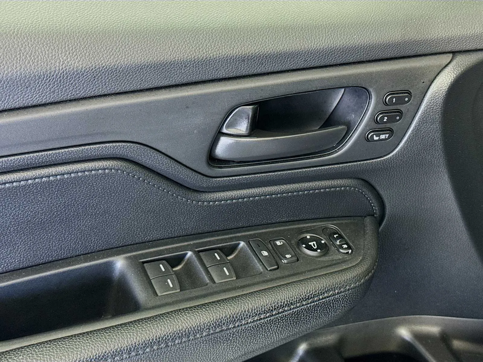 Honda Odyssey photo 18