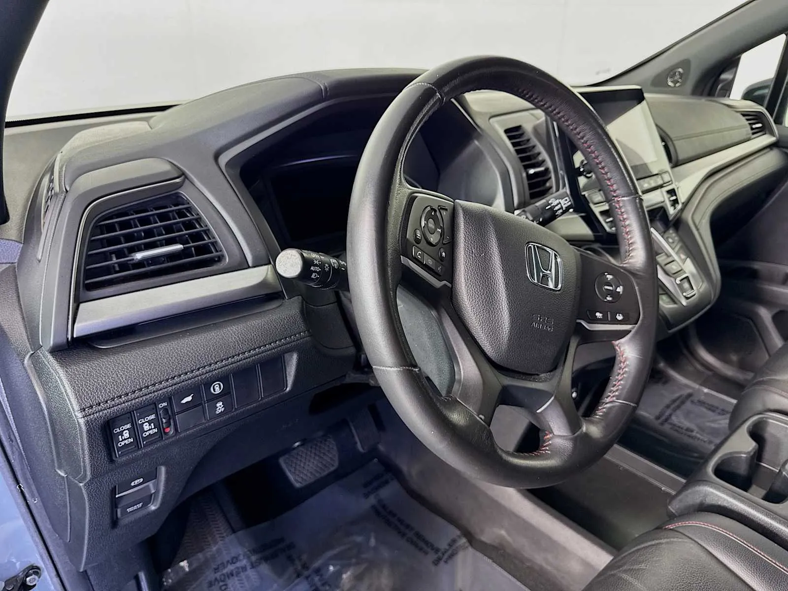 Honda Odyssey photo 9