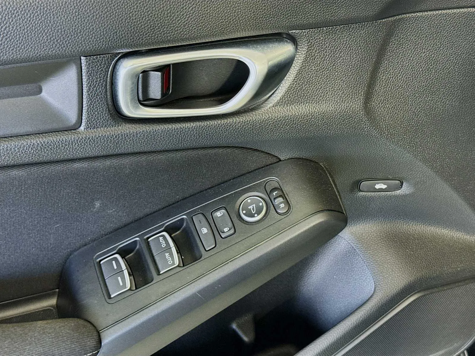 Honda Civic photo 18