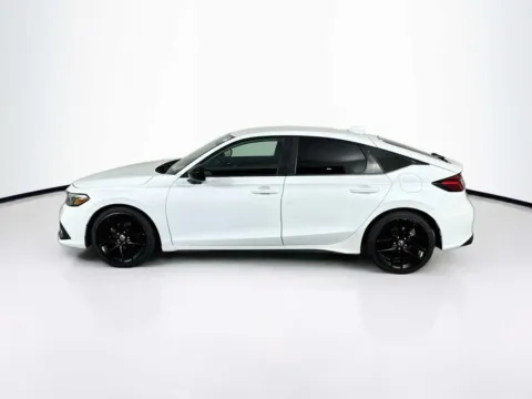 More photos of 2023 Honda Civic Sport at Unicars Honda, CA