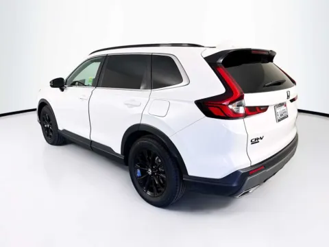 More photos of 2024 Honda CR-V Hybrid Sport at Unicars Honda, CA