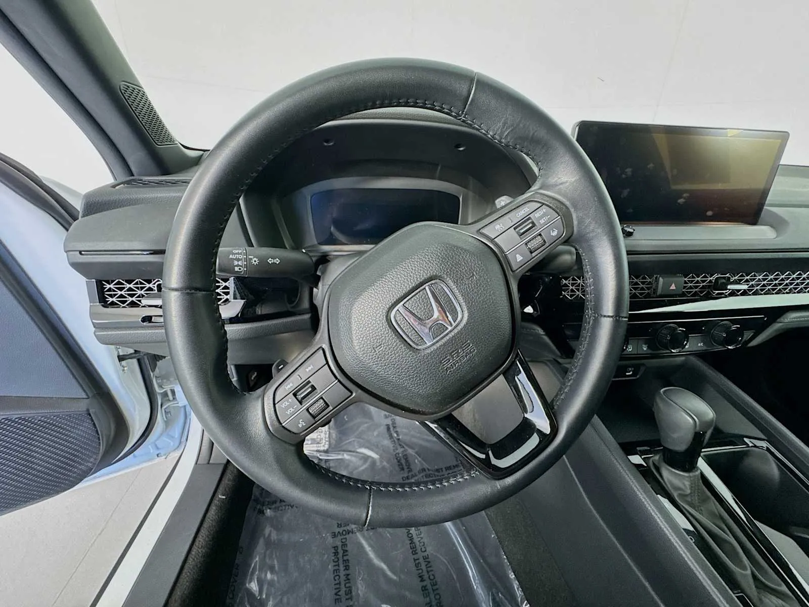 Honda Accord photo 14