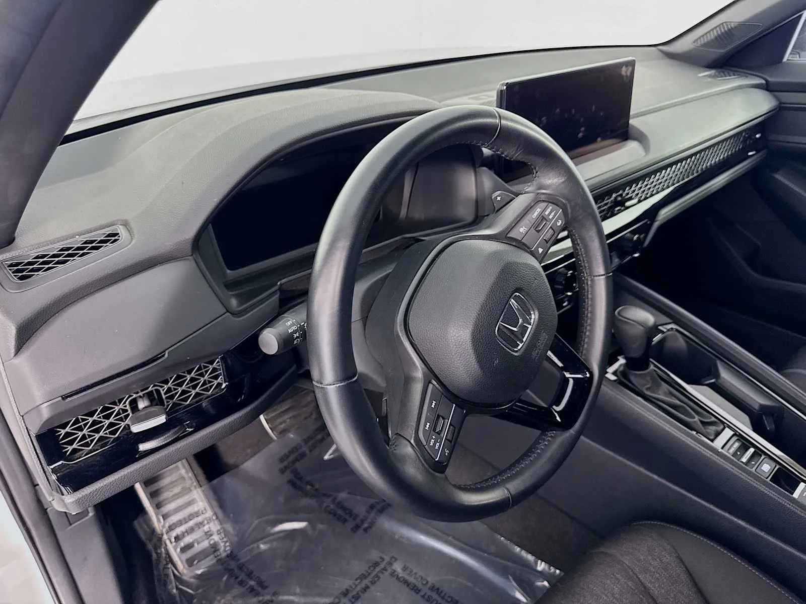 Honda Accord photo 13