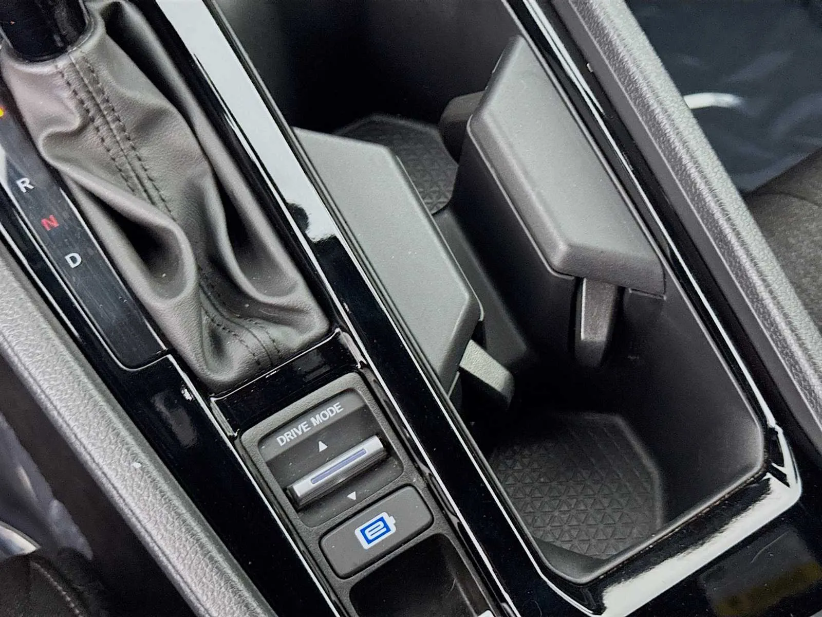 Honda Accord photo 20