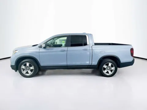 More photos of 2024 Honda Ridgeline RTL at Unicars Honda, CA