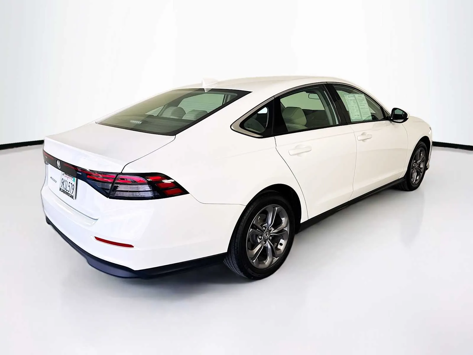 Honda Accord photo 7