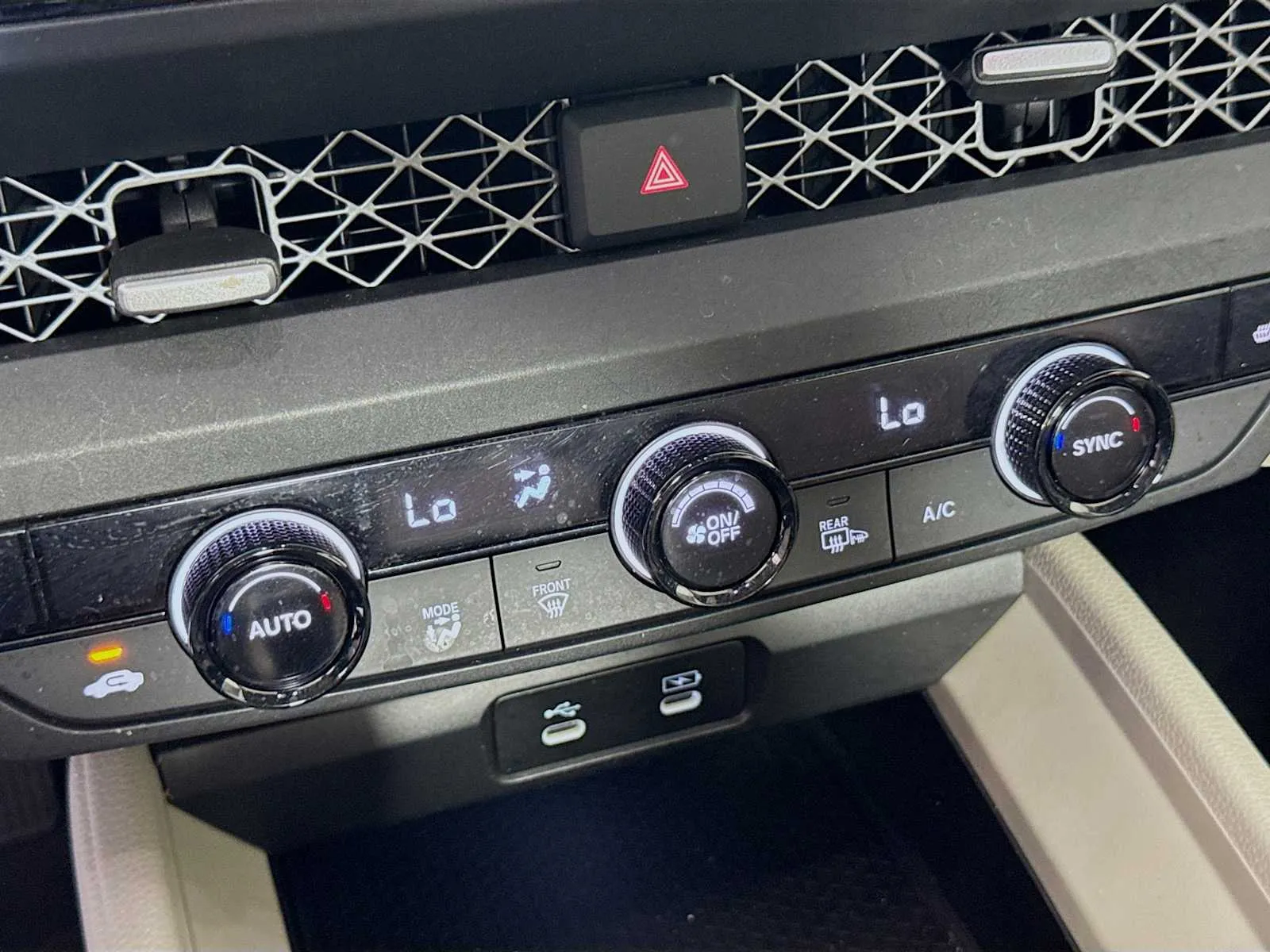 Honda Accord photo 15