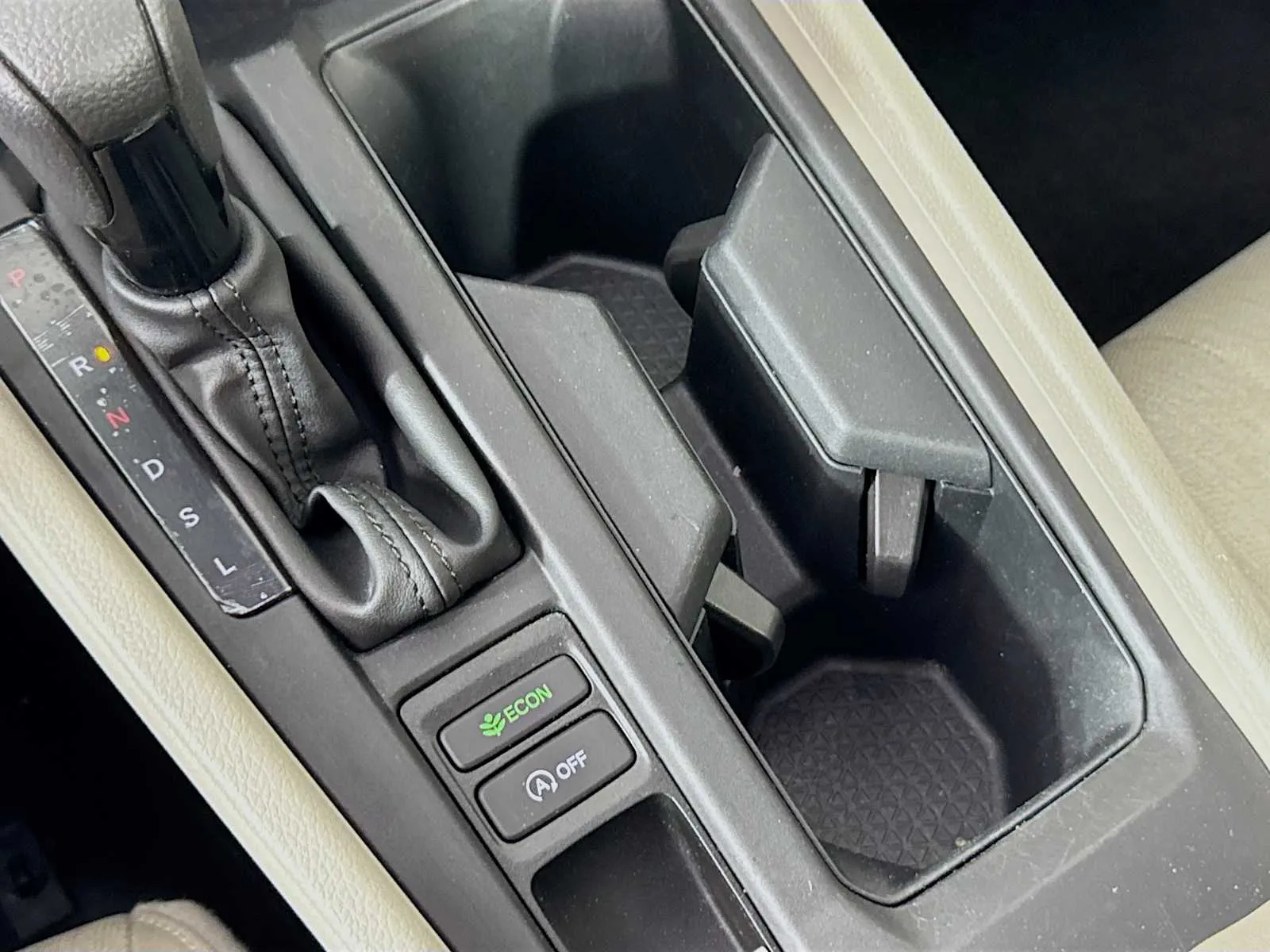 Honda Accord photo 16