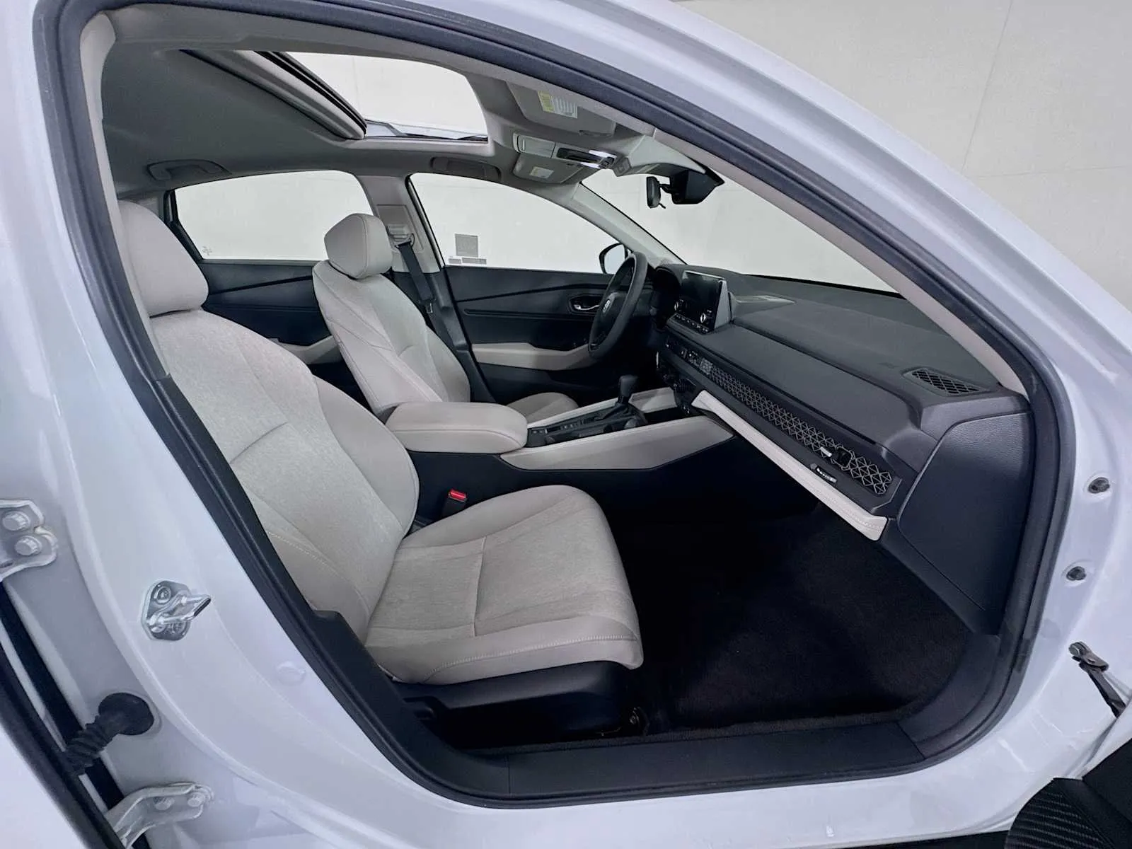 Honda Accord photo 27