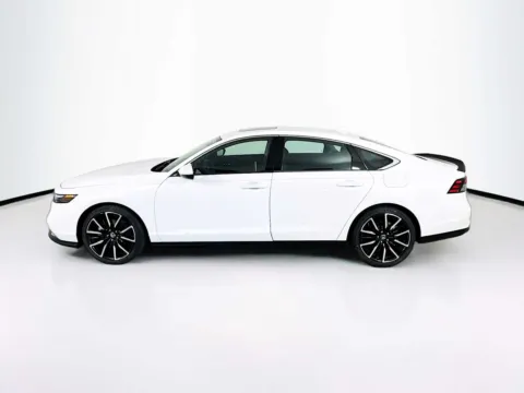 More photos of 2023 Honda Accord Hybrid Touring at Unicars Honda, CA