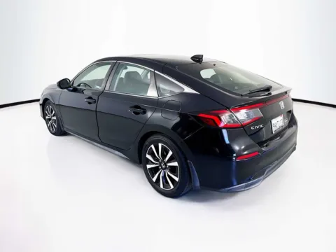 More photos of 2023 Honda Civic EX-L at Unicars Honda, CA
