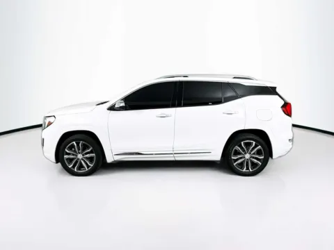 More photos of 2020 GMC Terrain Denali at Unicars Honda, CA