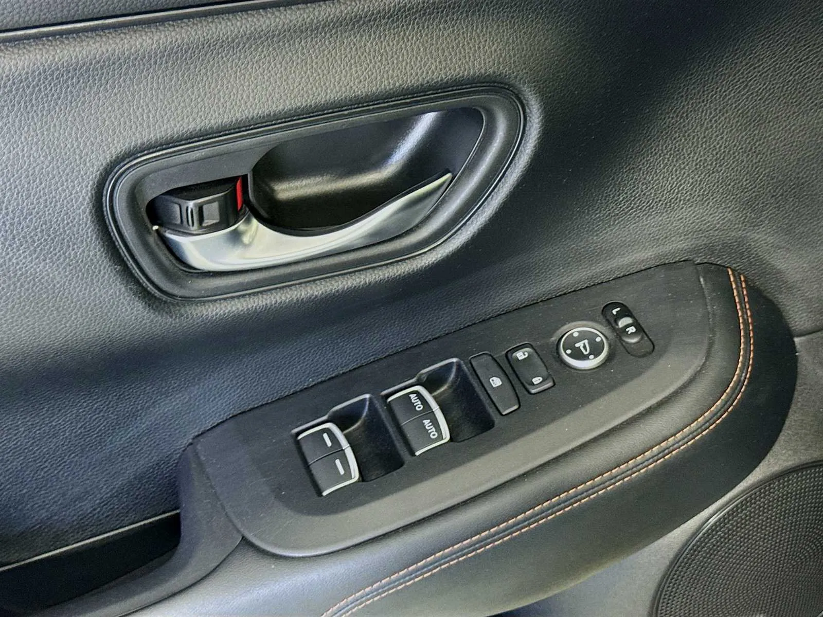 Honda HR-V photo 18