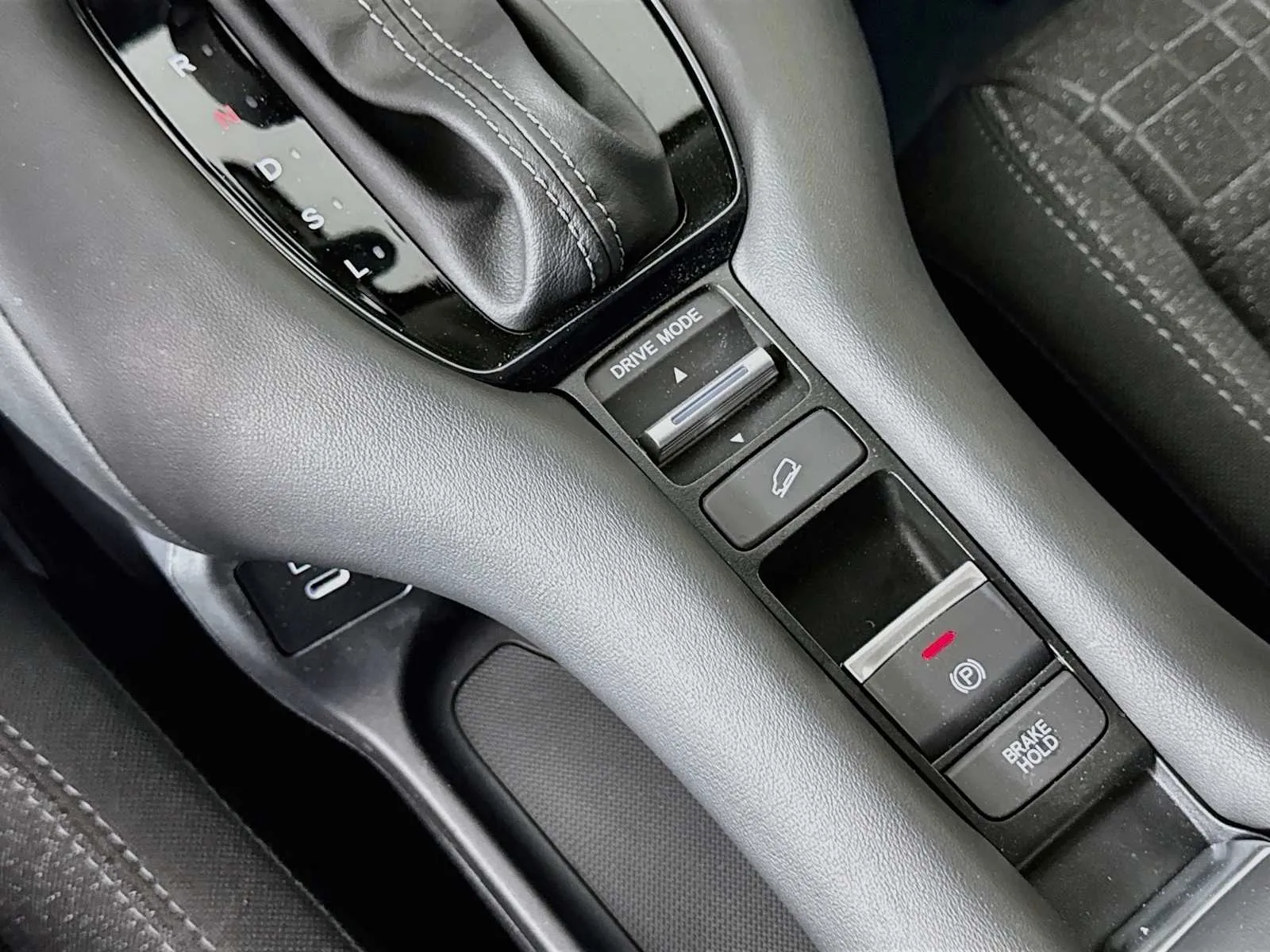 Honda HR-V photo 17