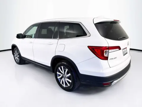 More photos of 2021 Honda Pilot EX-L at Unicars Honda, CA