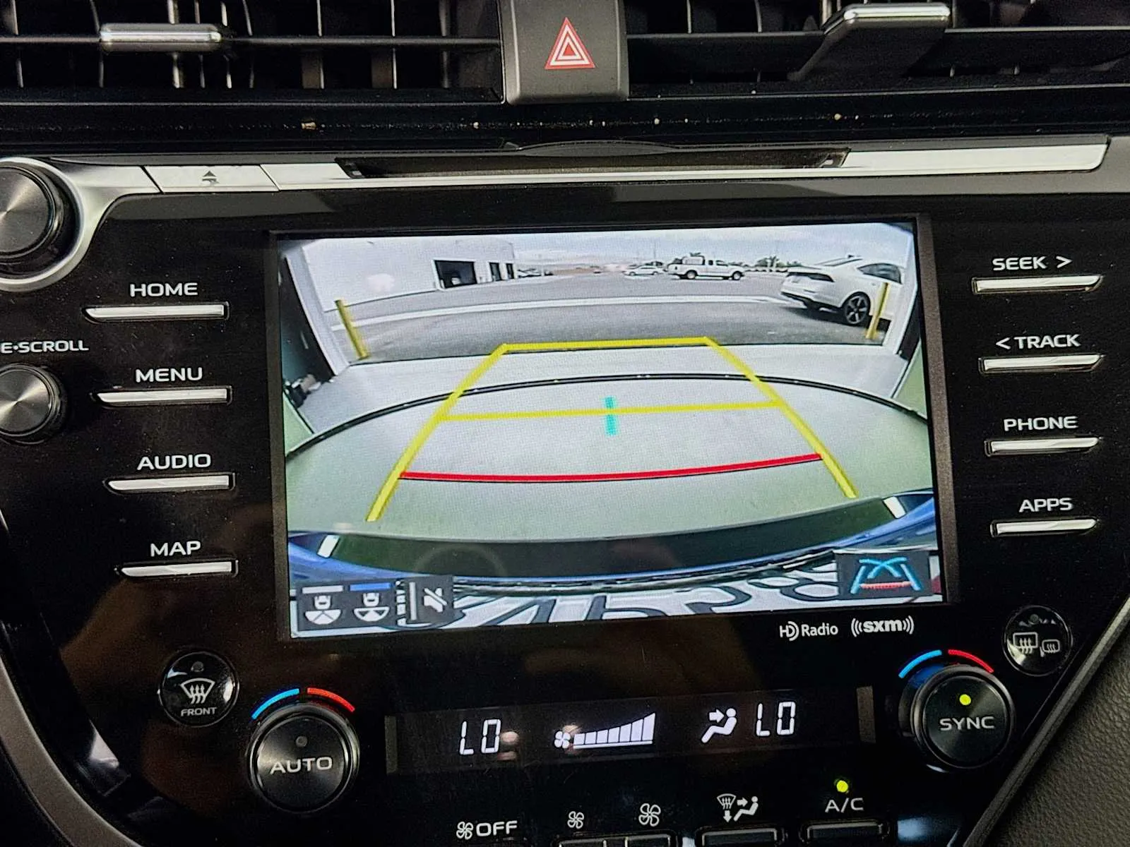 Toyota Camry photo 23