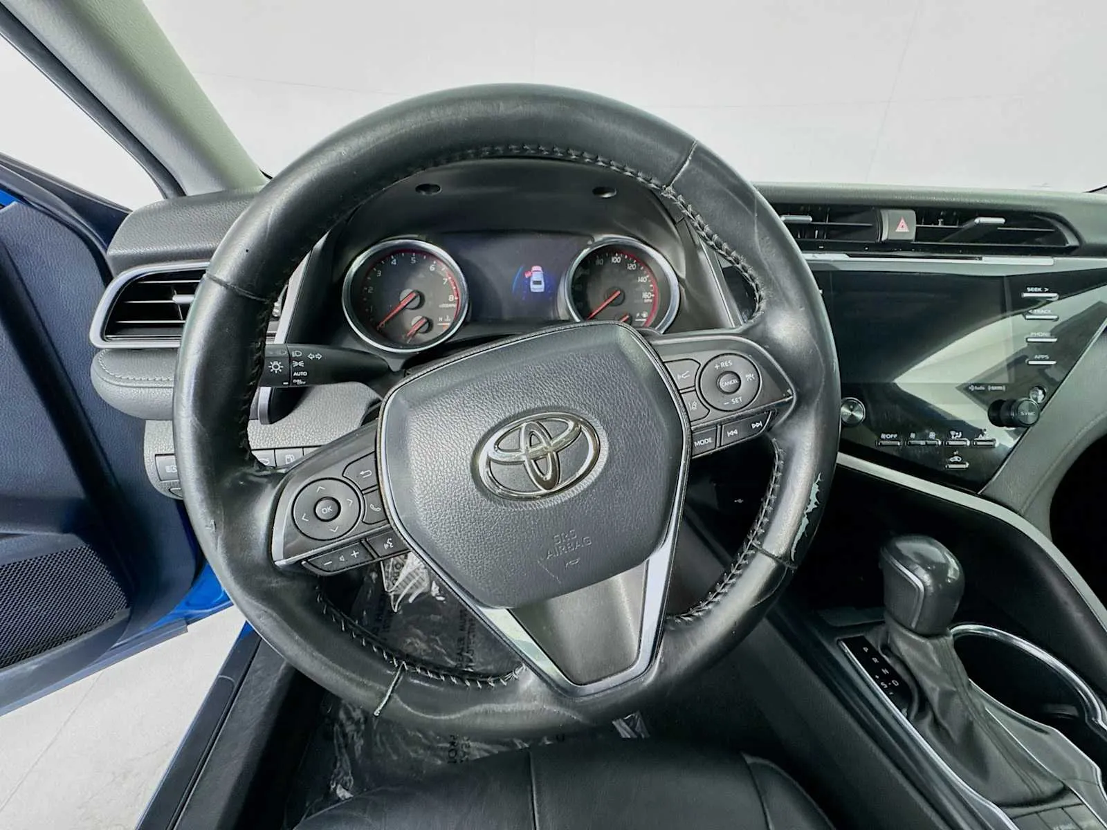 Toyota Camry photo 18