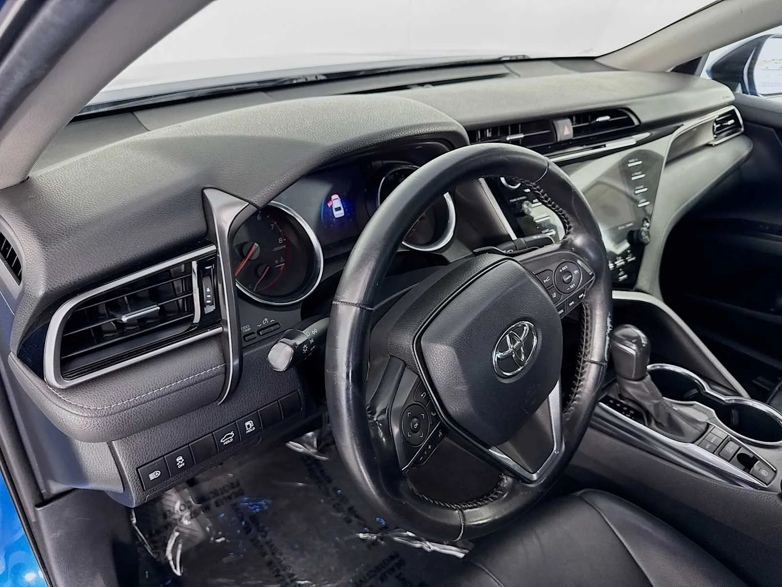 Toyota Camry photo 16