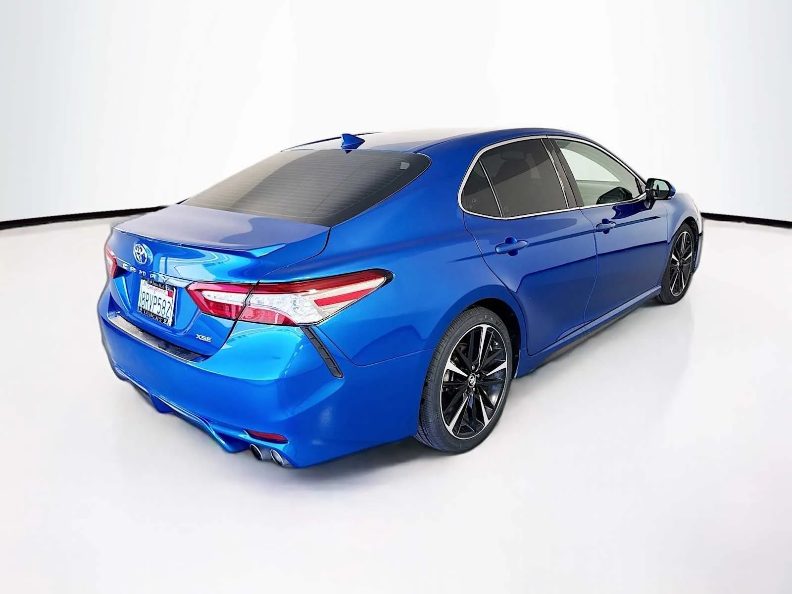 Toyota Camry photo 6
