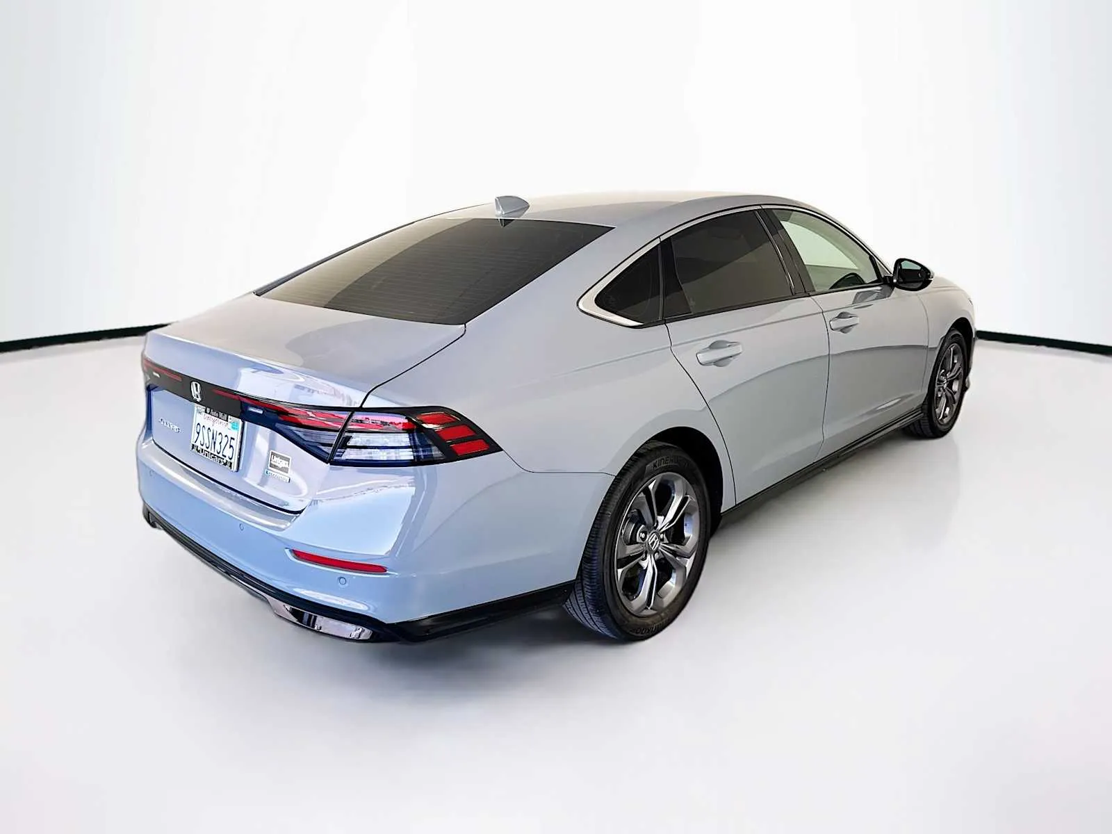 Honda Accord photo 7