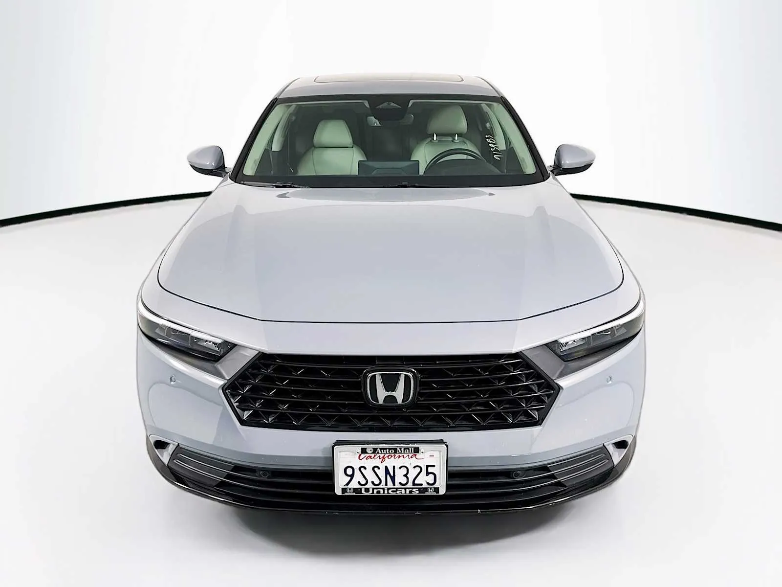Honda Accord photo 2